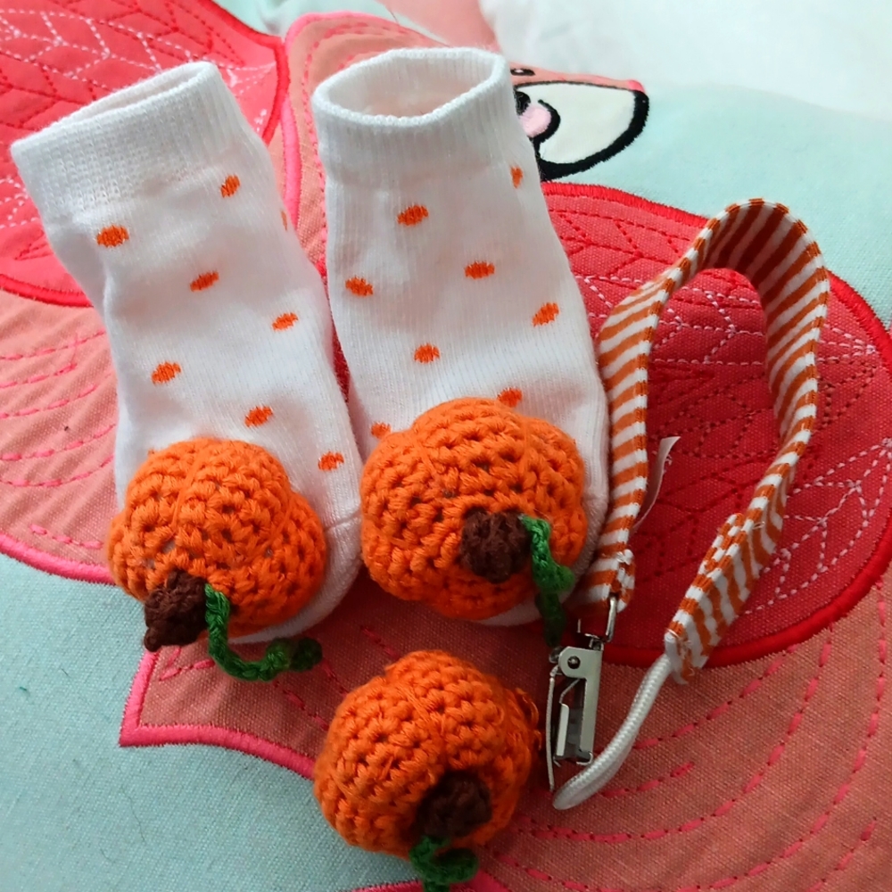 Mudpie Baby Socks and Pacifier Holder